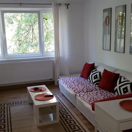 Nr 5 Apartment